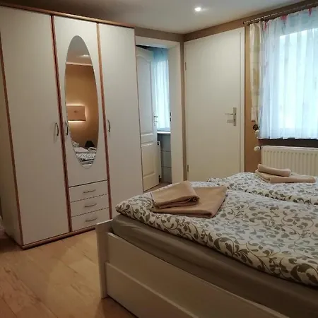 Neues Vaterland 게스트하우스 자흐데니크