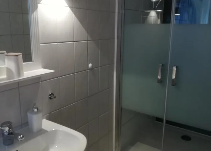 Neues Vaterland بيت ضيافة تسيهدينك